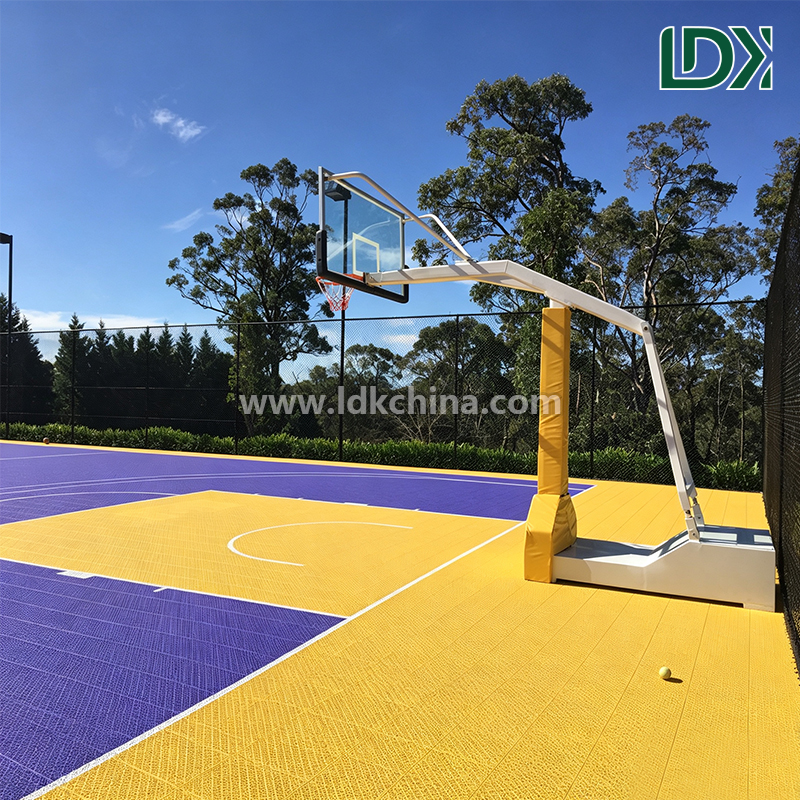 Quick Installation Sports Flooring Cuts Down Basketball Court Construction Cycles