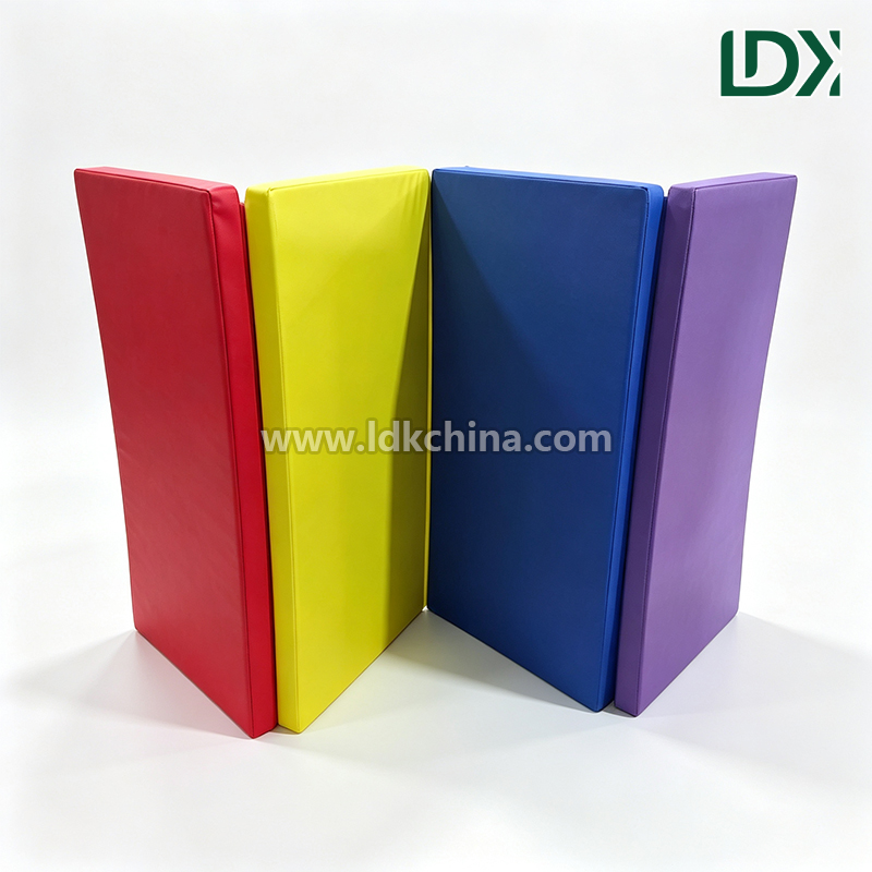 Durable Non Slip Folding Gymnastics Mat for Professional Cheerleading Aerobics Martial Arts and Thick Padded Floor Work