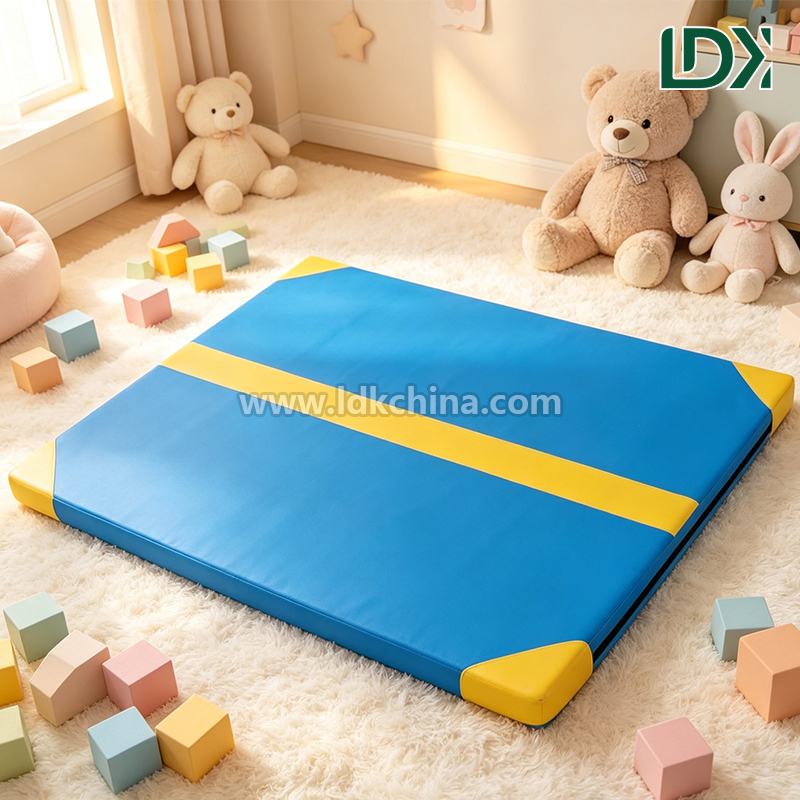 Washable Small Gym Mat Soft Cushioning Floor Exercise Pad Space Saving Workout Mat for Apartment Home Gym