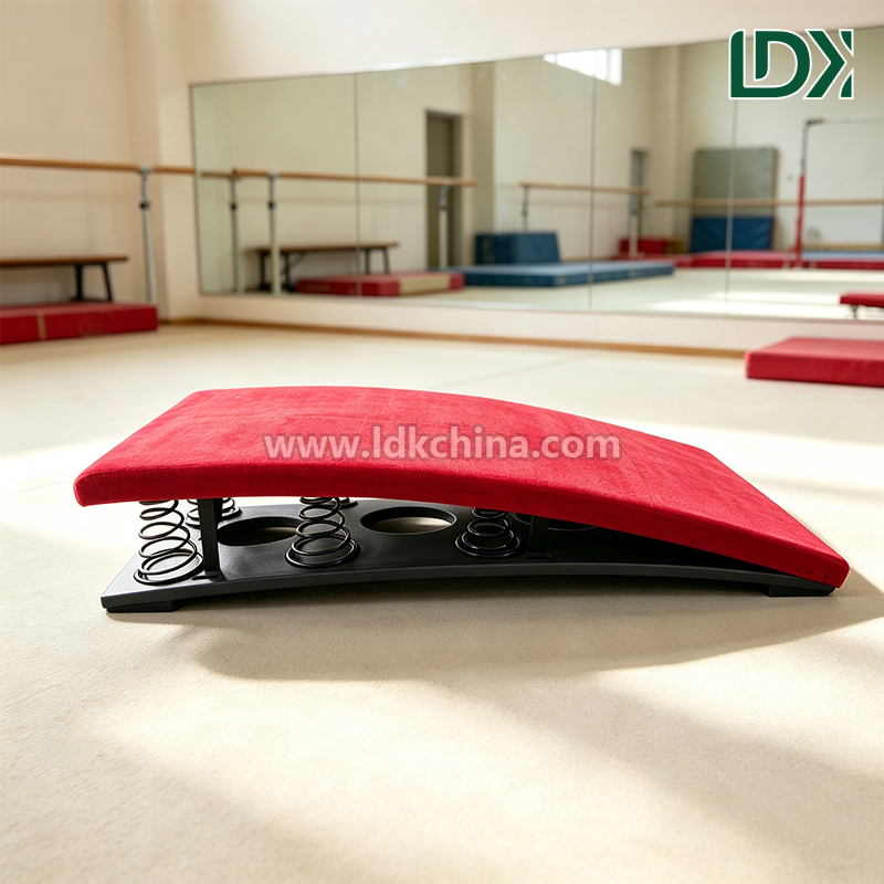 Non Slip Competition Gymnastics Spring Board Vault Training, Professional Springboard for School Gym Clubs Featured Image
