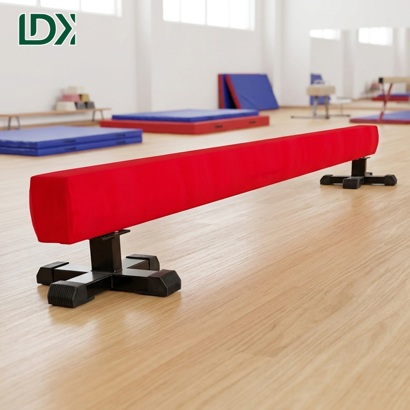 School Sports Equipment 3 m Wooden Balance Beams With Fixed Height for Physical Education Training