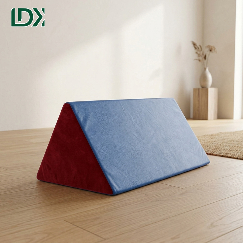 Professional High Density Gymnastics Incline Wedge Foam Mat for Tumbling Training and Cheerleading Practice Wholesale