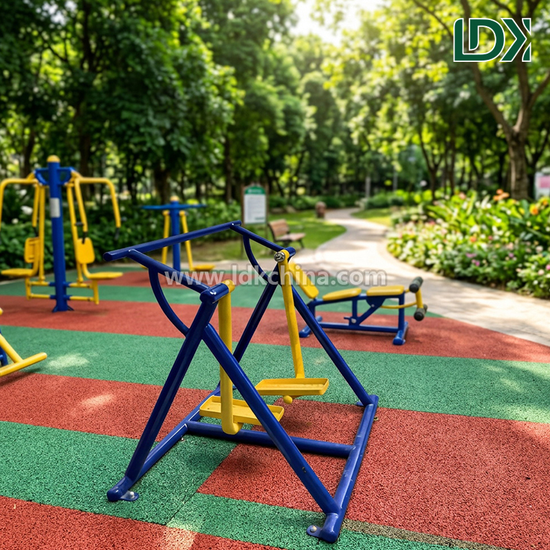 Durable Outdoor Fitness Equipment Single Air Walker Cross Trainer for School Playground and Municipal Projects