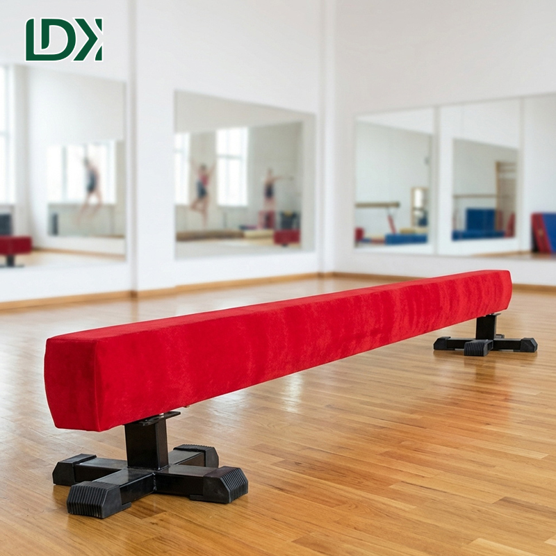 School Sports Equipment 3 m Wooden Balance Beams With Fixed Height for Physical Education Training