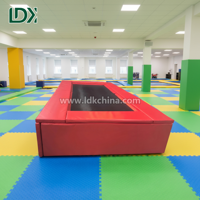 Professional Grade Rectangular Trampoline for Fitness Training and Gym Exercise with Reinforced Steel Frame Design