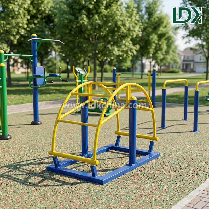 Premium Vertical Seesaw Outdoor Fitness Equipment Using Weather Resistant Steel for Long Lasting Outdoor Exercise Areas