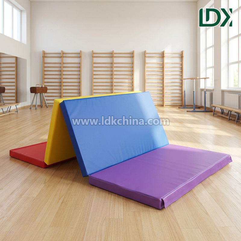 Durable Non Slip Folding Gymnastics Mat for Professional Cheerleading Aerobics Martial Arts and Thick Padded Floor Work
