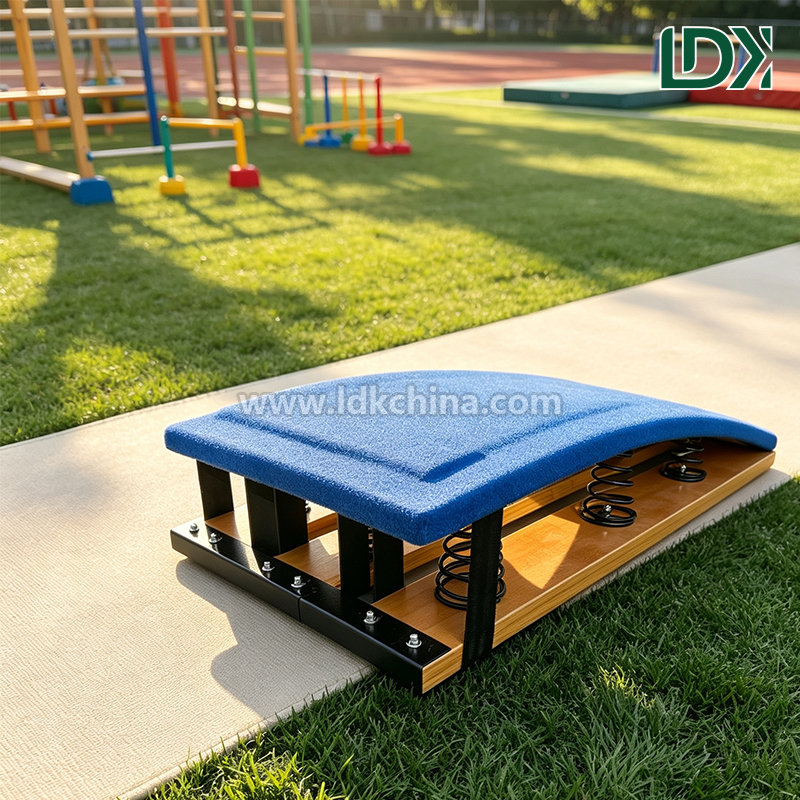 Professional Gymnastics Spring Board Safe Anti Slip Surface for School Gym Training and Competition