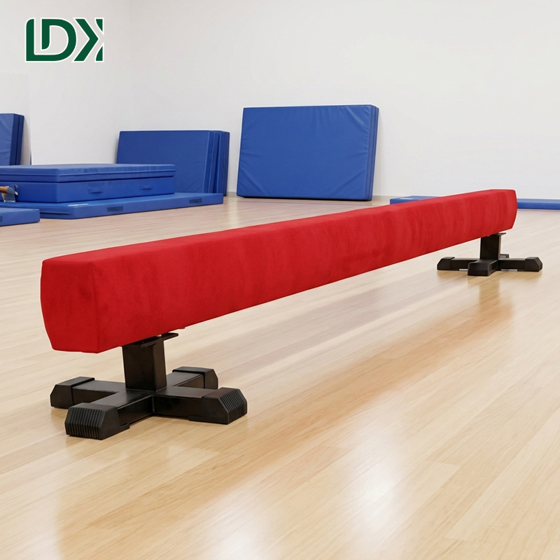 School Sports Equipment 3 m Wooden Balance Beams With Fixed Height for Physical Education Training