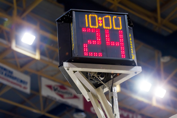 The duties of basketball shot clock？