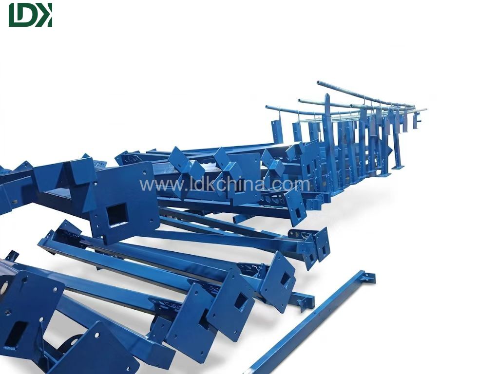 Panoramic Multi-Purpose Padel Court for Outdoor Sports Clue with Football Basketball Volleyball Tennis Facilities