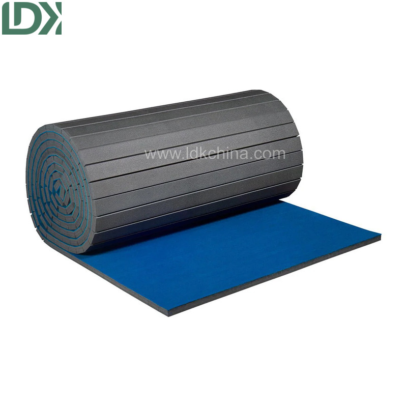 Portable Flexibility Roll Mats for Training Room Non Slip XPE Roll Out Mat for Martial Arts Floor
