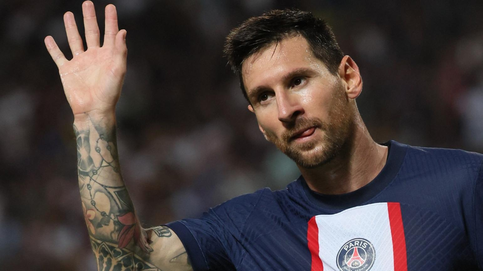 “ Messi returns to the top to lead PSG to Champions League glory”