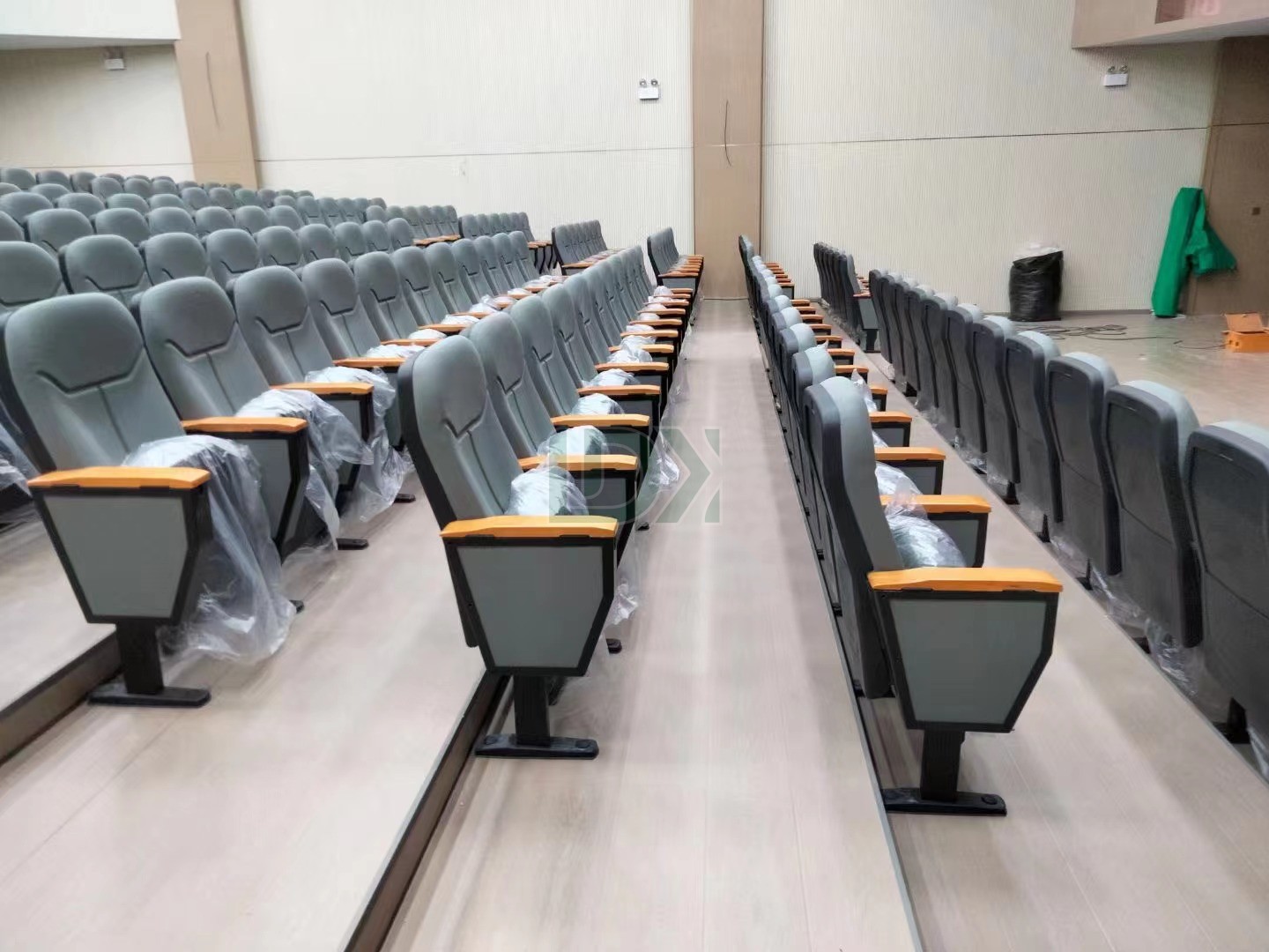 LDK Stadium Grandstand Foldable Indoor Grandstand Stadium Bleachers